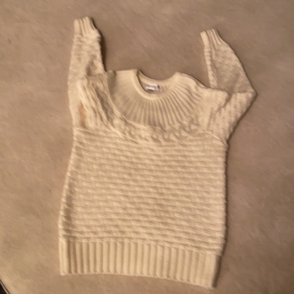 Premises Oversized Sweater - Picture 7 of 11